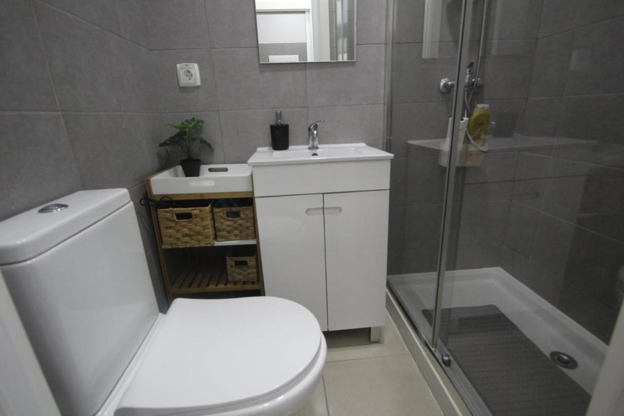 Antique M1 R1 - Amazing Double Room With Shared Bathroom In Marques Pombal Lisbona Esterno foto