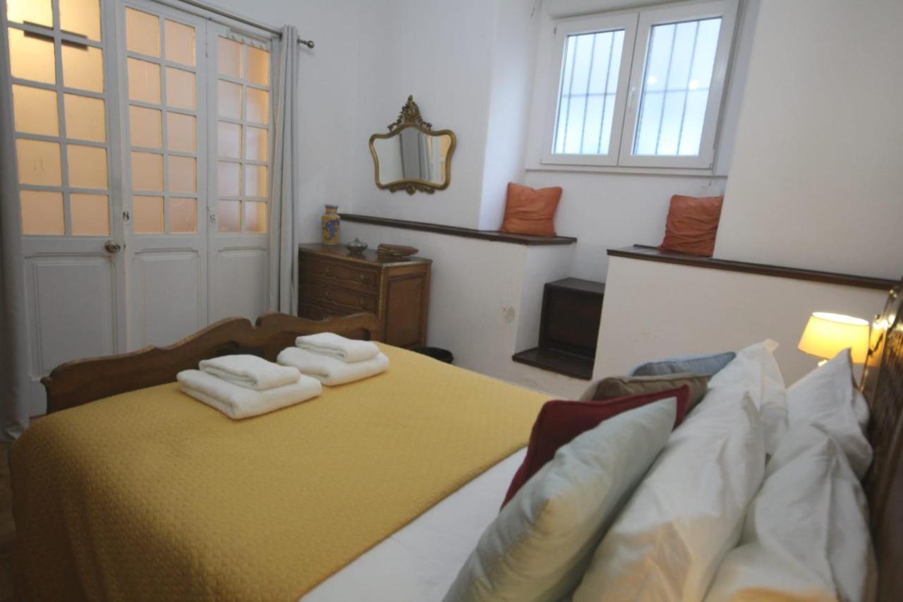 Antique M1 R1 - Amazing Double Room With Shared Bathroom In Marques Pombal Lisbona Esterno foto